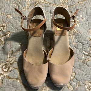 Kanna Wedge Espadrille Sandals 8.5. (39)